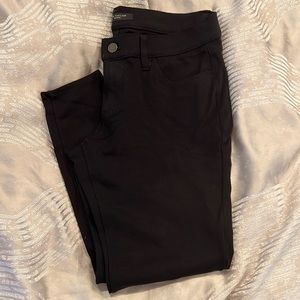 cropped black Ann Taylor pointe pants 8 petite